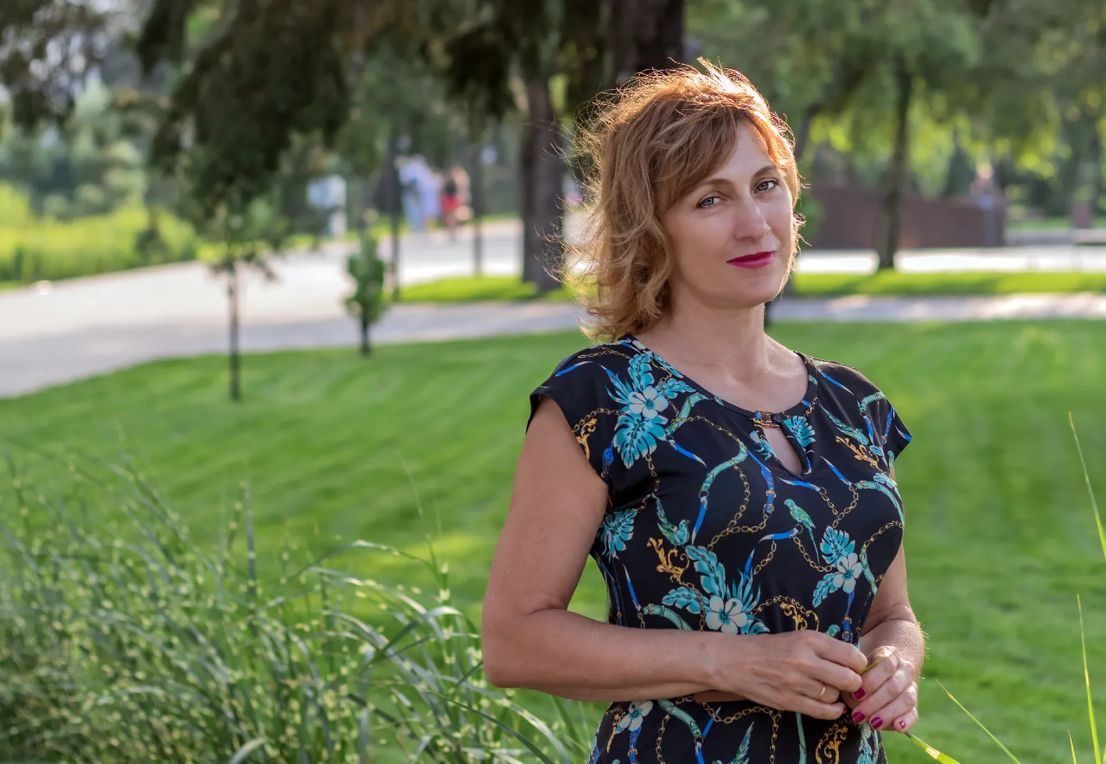Woman wearing dress in a park